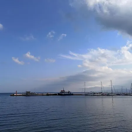 Miramar 10 * Baltschik